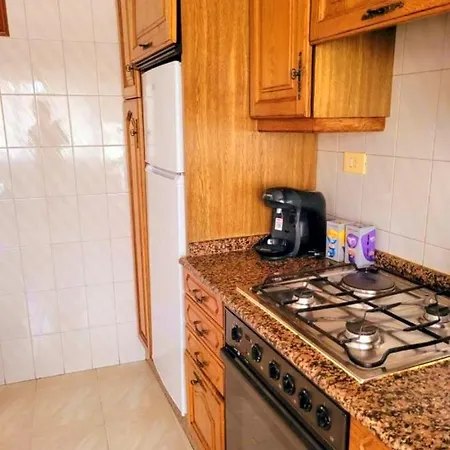 Piso De 3 En Centro De דירה
