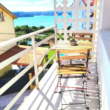 Daire Piso De 3 En Centro De *