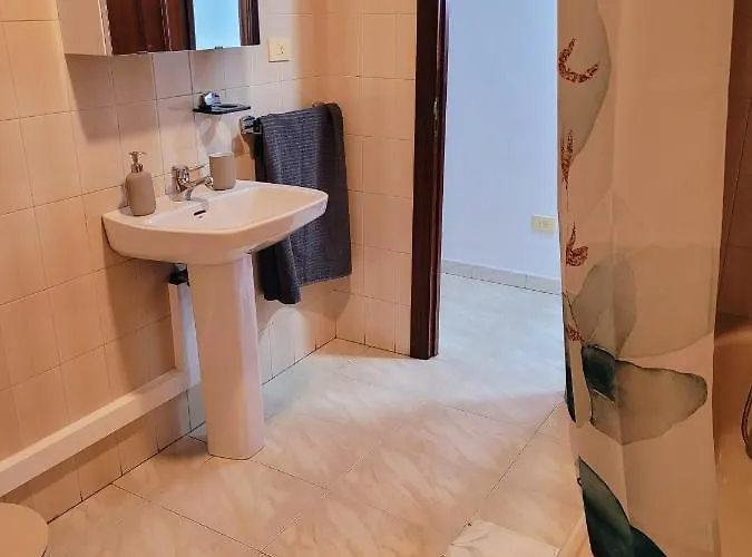 Апартаменты Piso De 3 En Centro De *